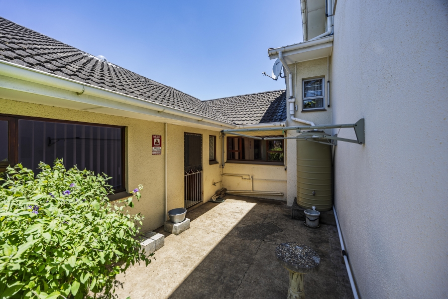 4 Bedroom Property for Sale in Vincent Eastern Cape